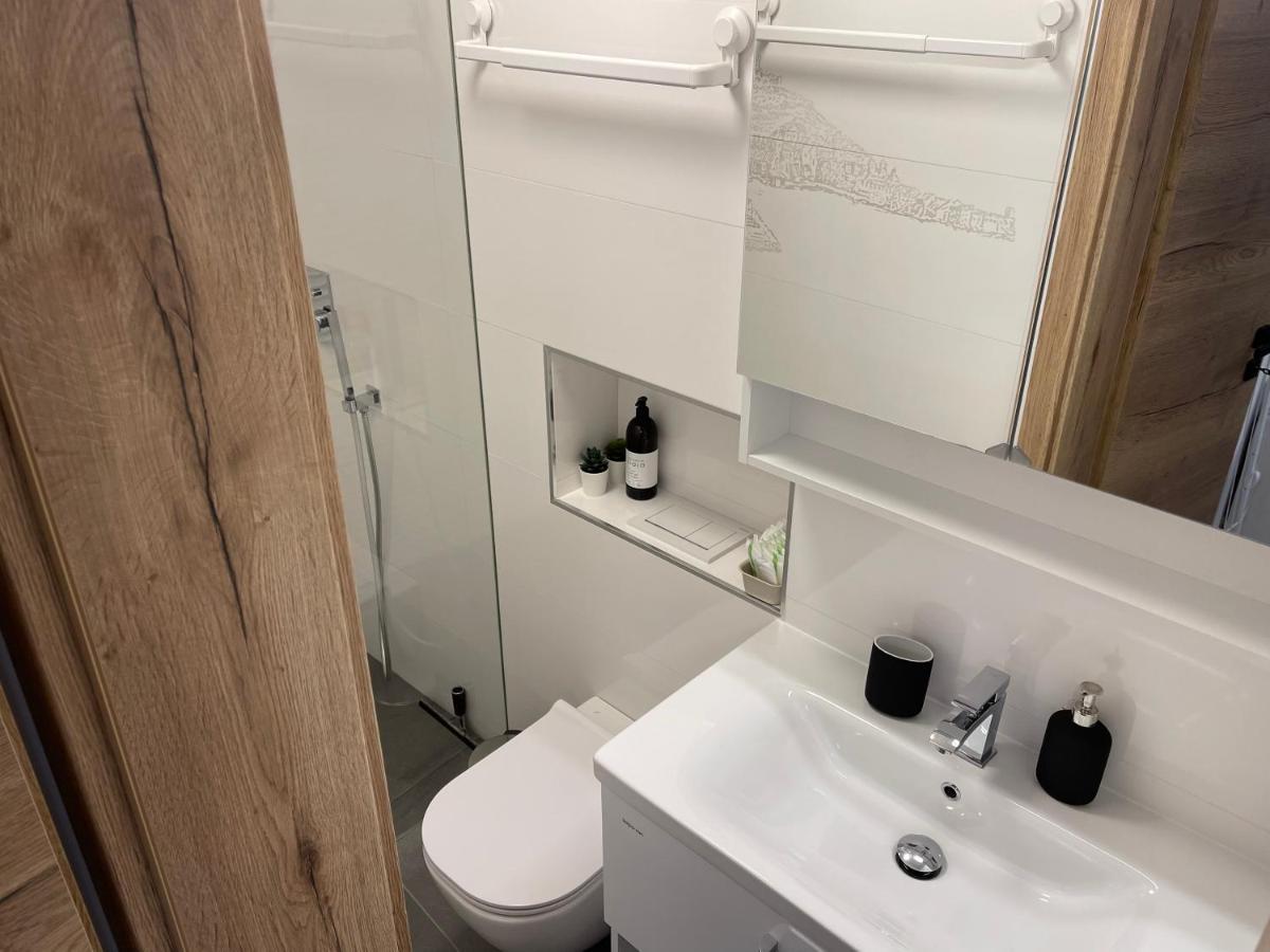 Apartments Piranom Εξωτερικό φωτογραφία