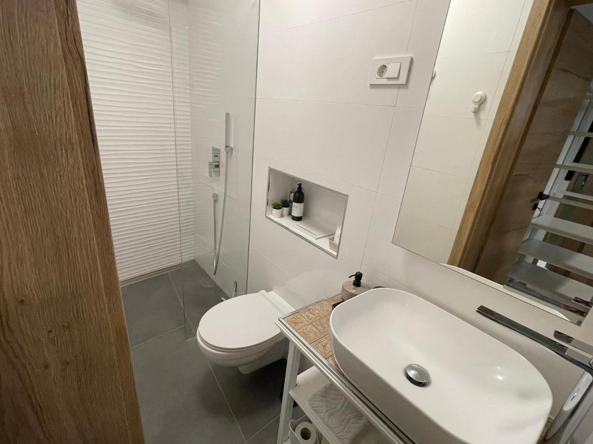 Apartments Piranom Εξωτερικό φωτογραφία